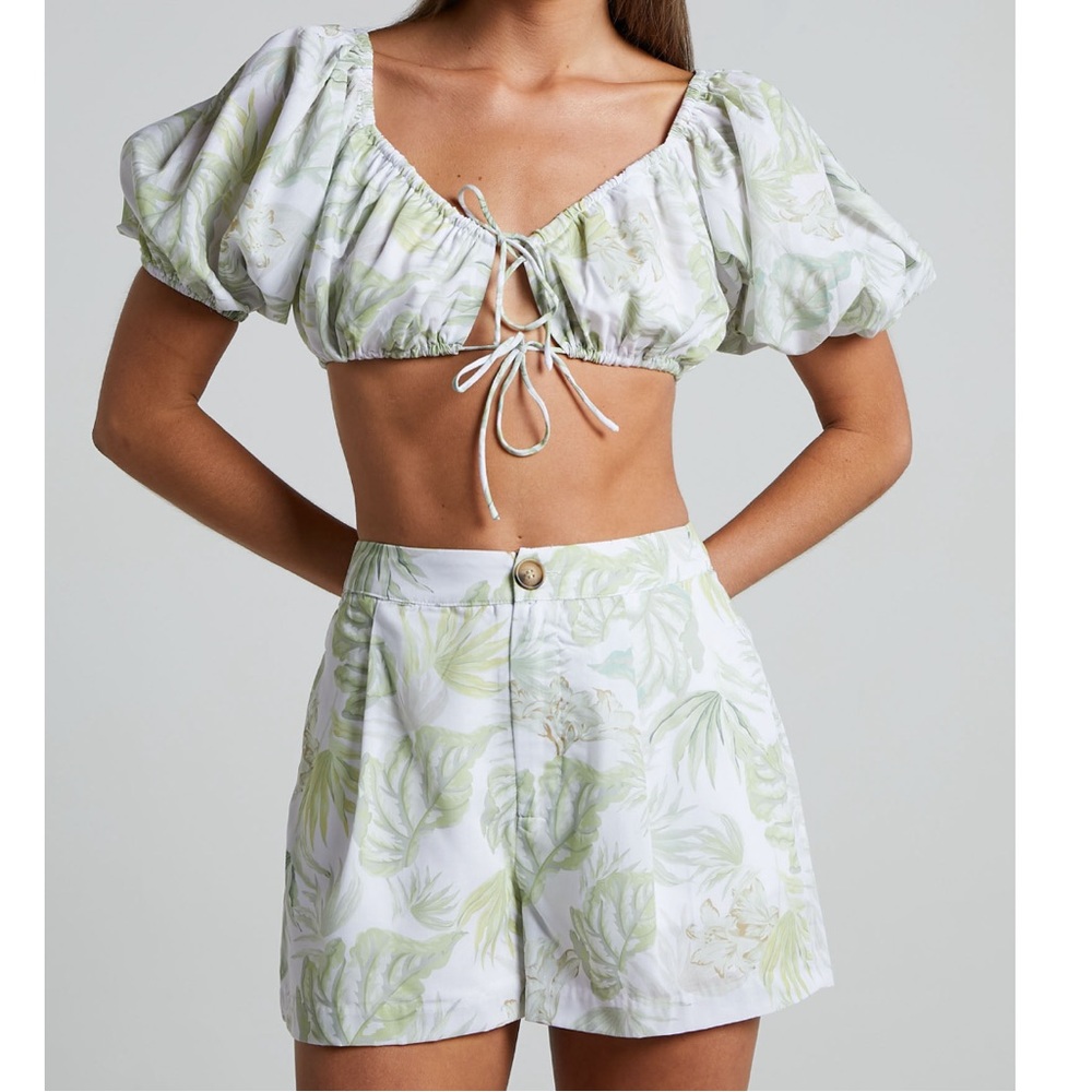 Tropical Palm Top